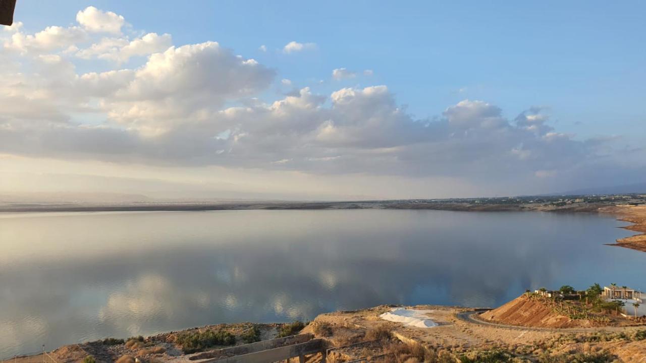 Comfy Stays Sea View Apartments At Deadsea Samarah Resort Sweimeh Экстерьер фото