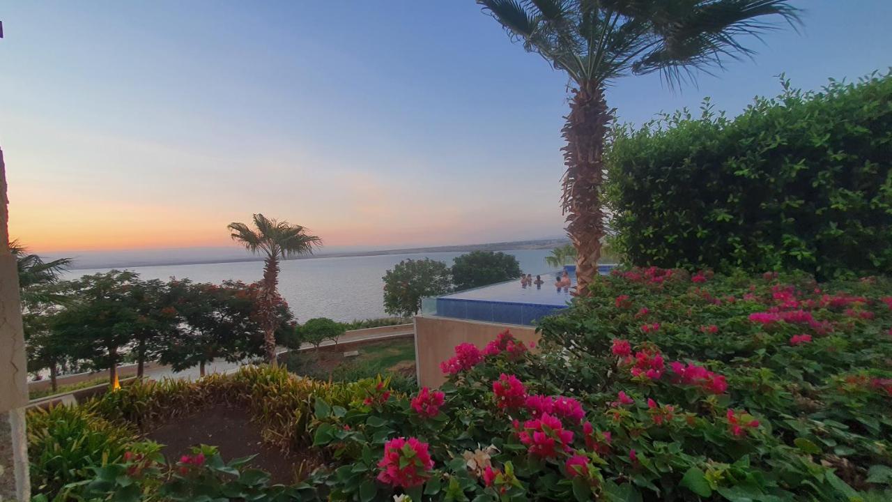 Comfy Stays Sea View Apartments At Deadsea Samarah Resort Sweimeh Экстерьер фото