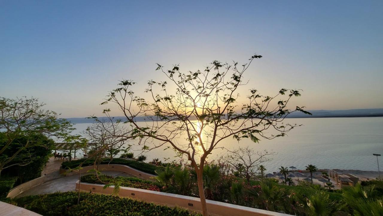 Comfy Stays Sea View Apartments At Deadsea Samarah Resort Sweimeh Экстерьер фото