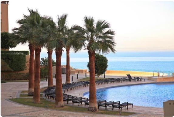 Comfy Stays Sea View Apartments At Deadsea Samarah Resort Sweimeh Экстерьер фото