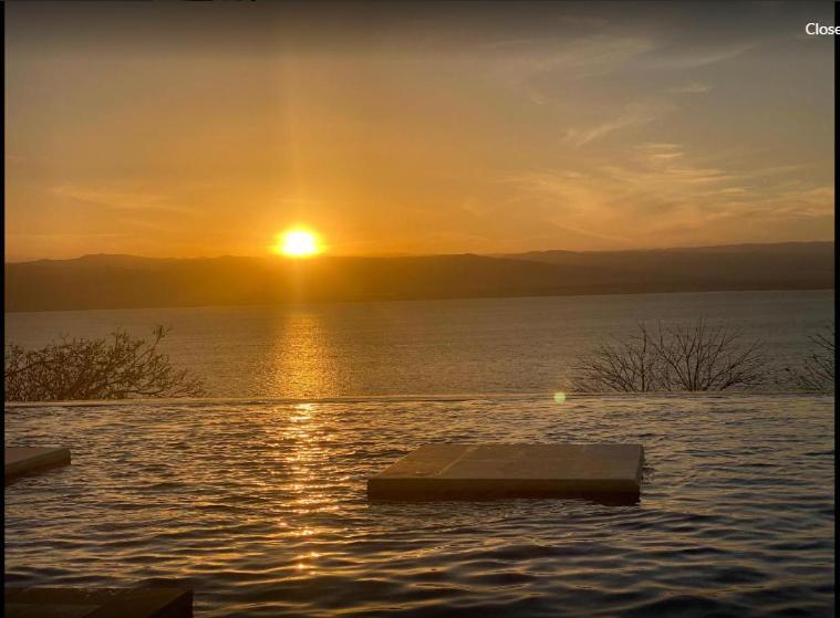 Comfy Stays Sea View Apartments At Deadsea Samarah Resort Sweimeh Экстерьер фото